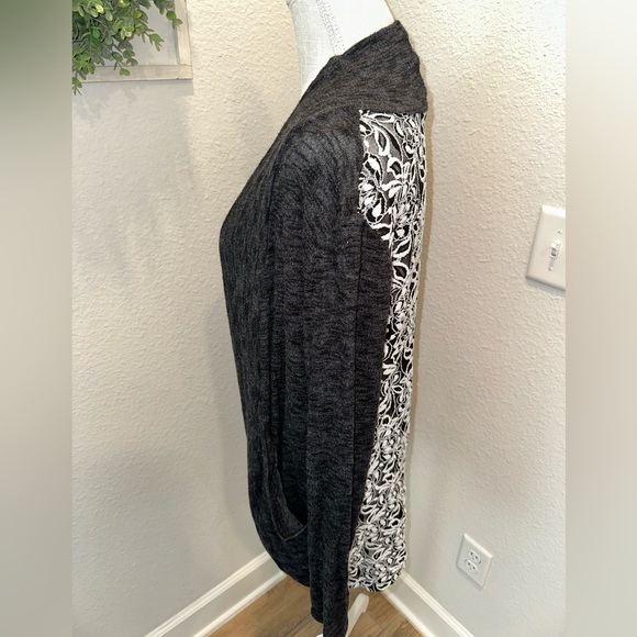 Wet Seal Lace Cardigan - Picture 5 of 13